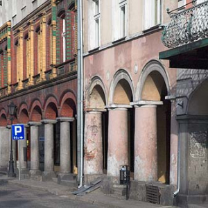 Orneta, podcienia na rynku